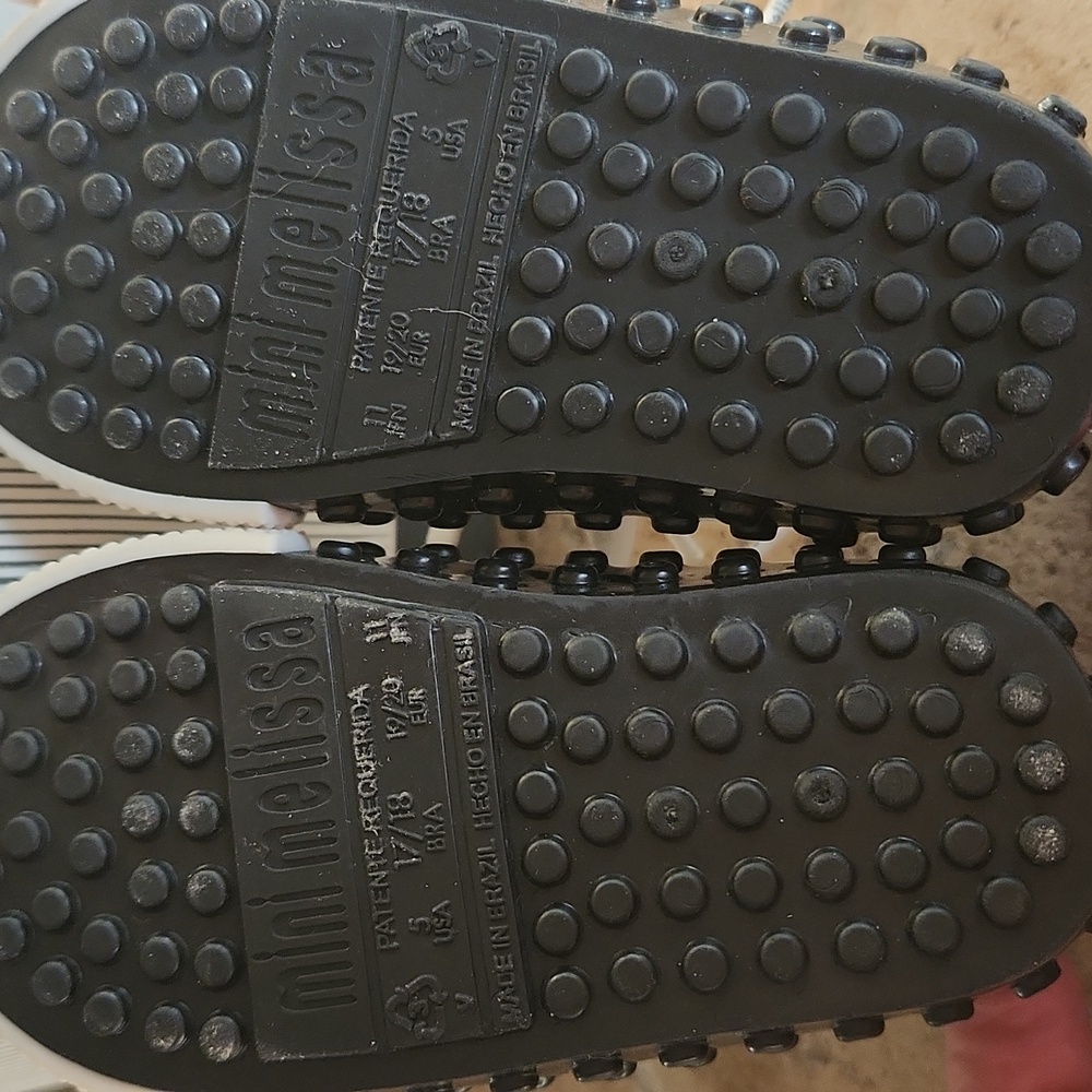 Mini Melissa Black and White Kids Sneakers Size 5 - Picture 8 of 13